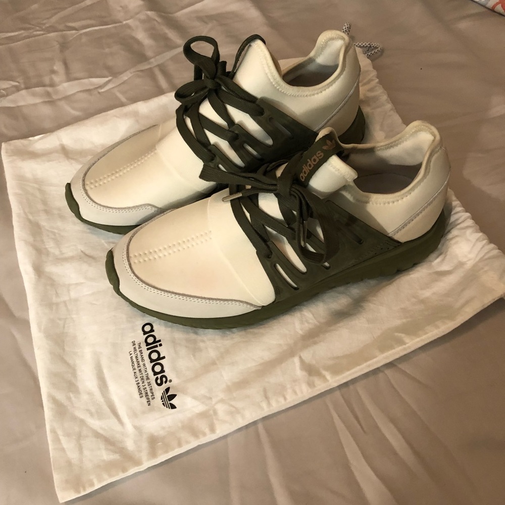 Women’s Adidas Tubular